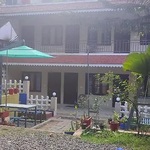  Homestay John